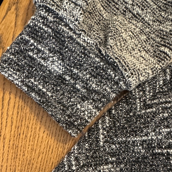 LOFT - Picture 8 of 10